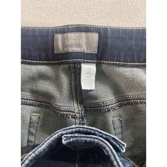 Chicos 2 Jeans Womens Large Short Blue Denim So Slimming 5 Pocket - Picture 4 of 10
